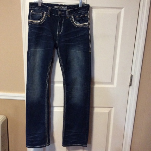 Affliction Blake jeans 31x33-measured waist is 32 - Picture 3 of 6